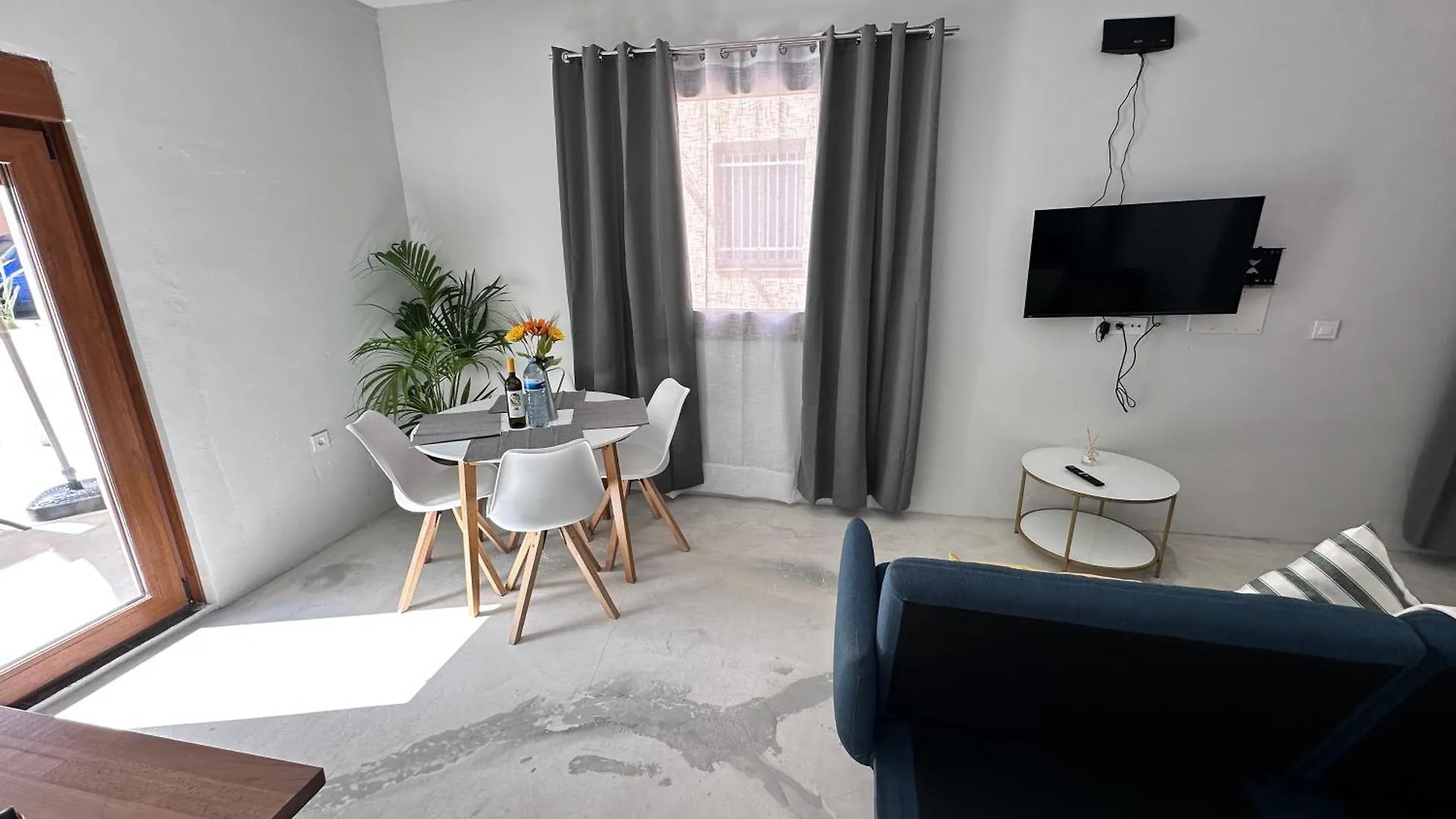 Apartment Euphorbia Suites Los Silos